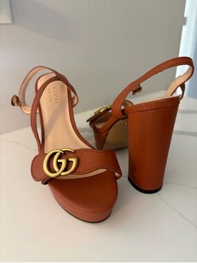 Gucci Cognac Leather Platform Slingback Sandals with Gold Double G